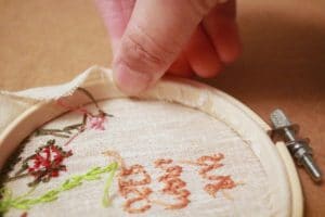 How to add felt backings to embroidery hoops
