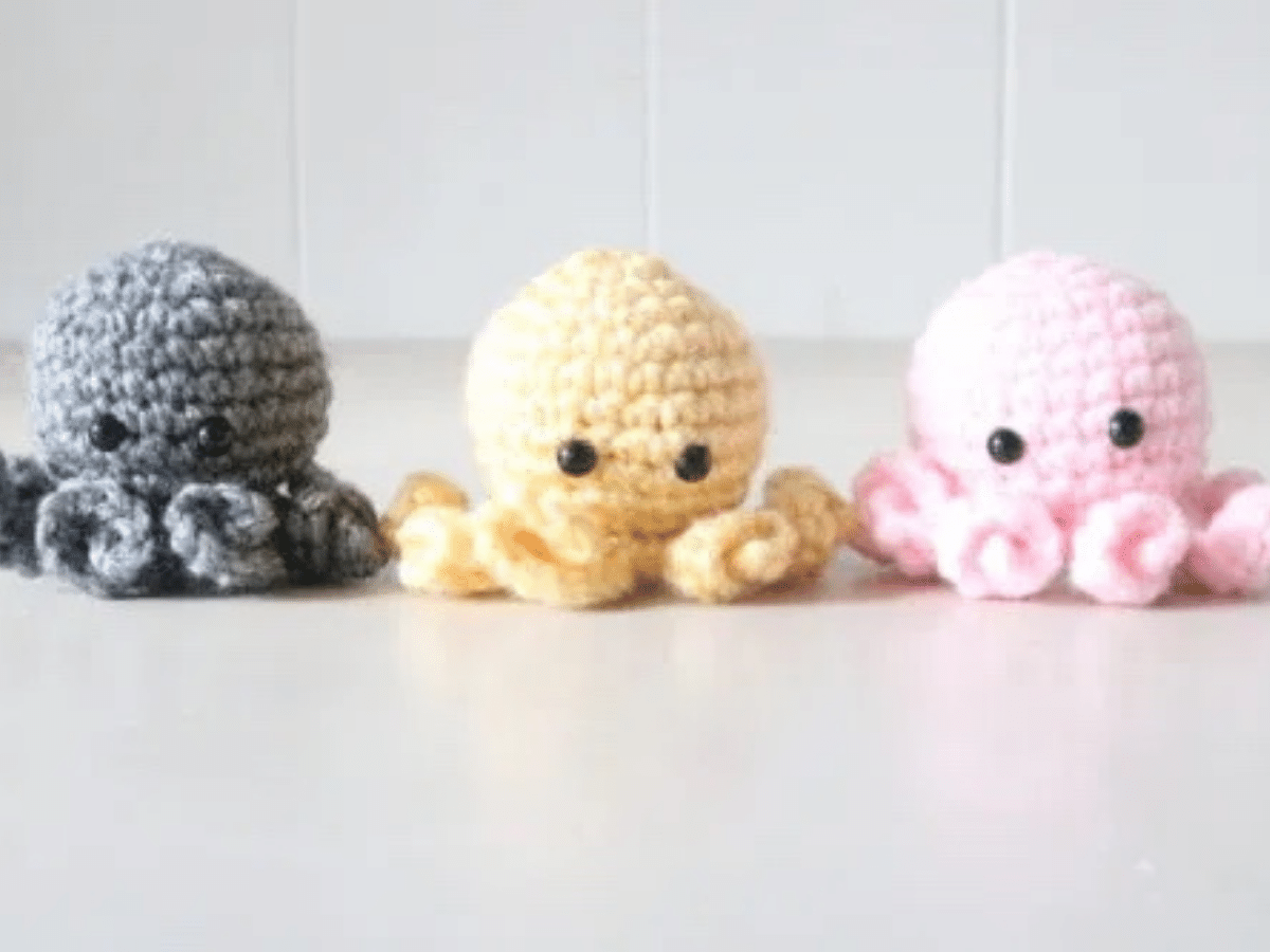 Amigurumi Crochet Octopus Pattern — Hooked by Robin