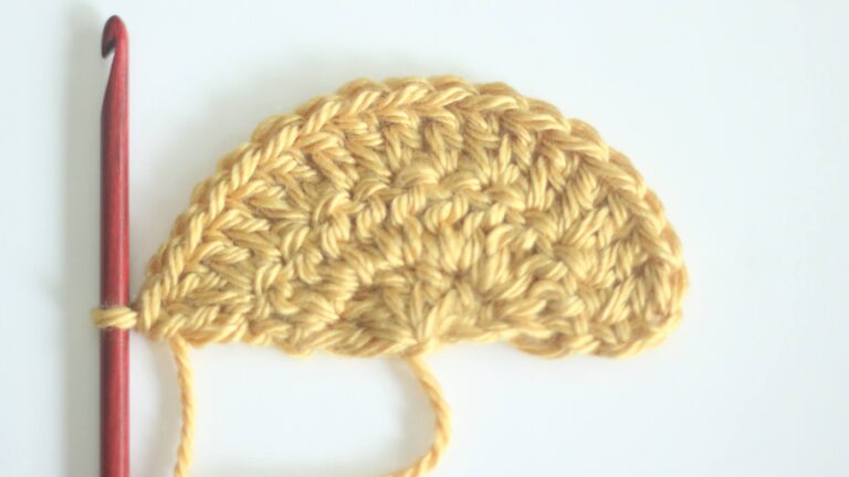 How to Crochet A Half Circle Step-by-Step for Beginners